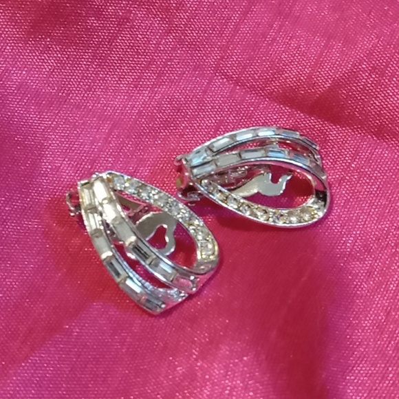 Lot Of Vintage Jewelry Coro Austria Brooch Earrings Rhinestones - Picture 8 of 10